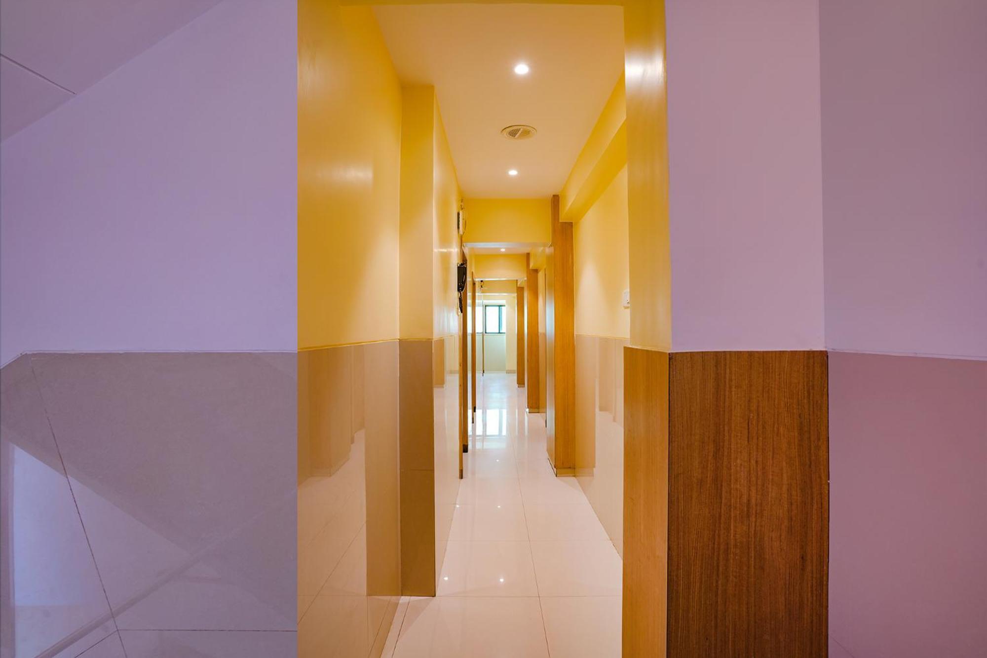 נאווי מומבאי Fabhotel Starwood Residency - Behind Bmw Car Showroom מראה חיצוני תמונה