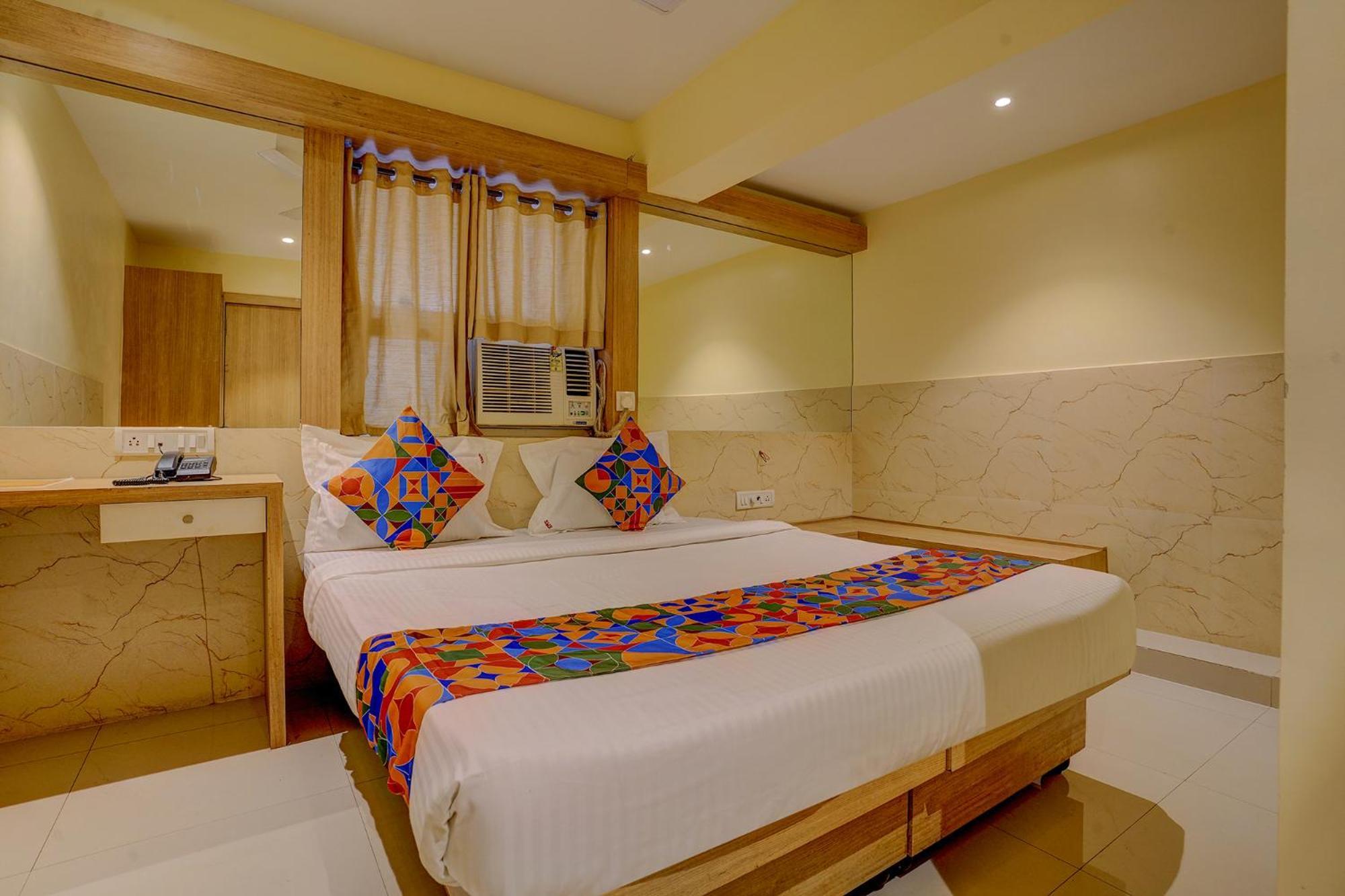 נאווי מומבאי Fabhotel Starwood Residency - Behind Bmw Car Showroom מראה חיצוני תמונה
